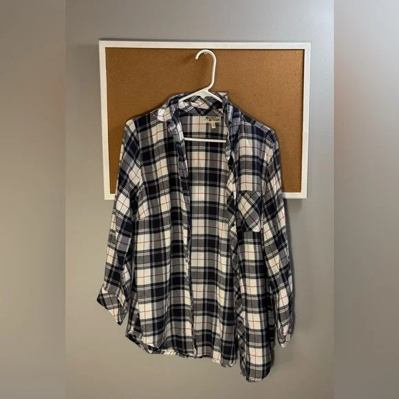 🔆BUNDLE: 2 Flannels - Picture 6 of 9